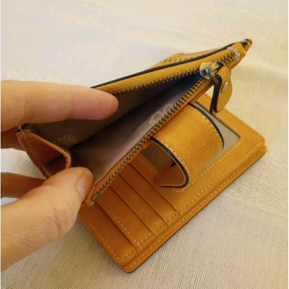 SENDEFN Yellow Sunflower Accented Bi-Fold Wallet Faux Leather 12 Slots NWOT - Picture 11 of 12